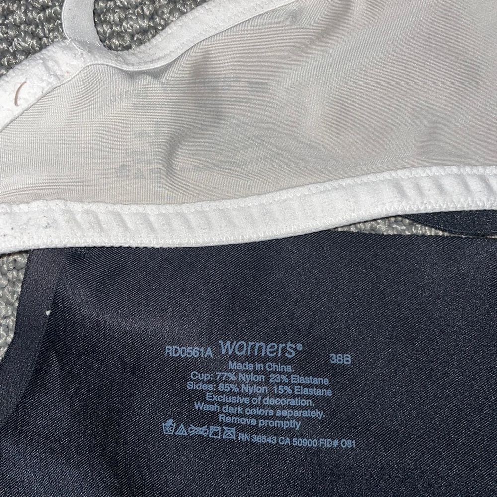 2 Warners 38 B cup bras